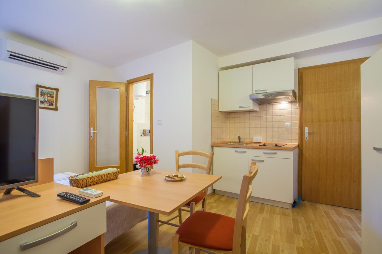 Calma Apartment Cres